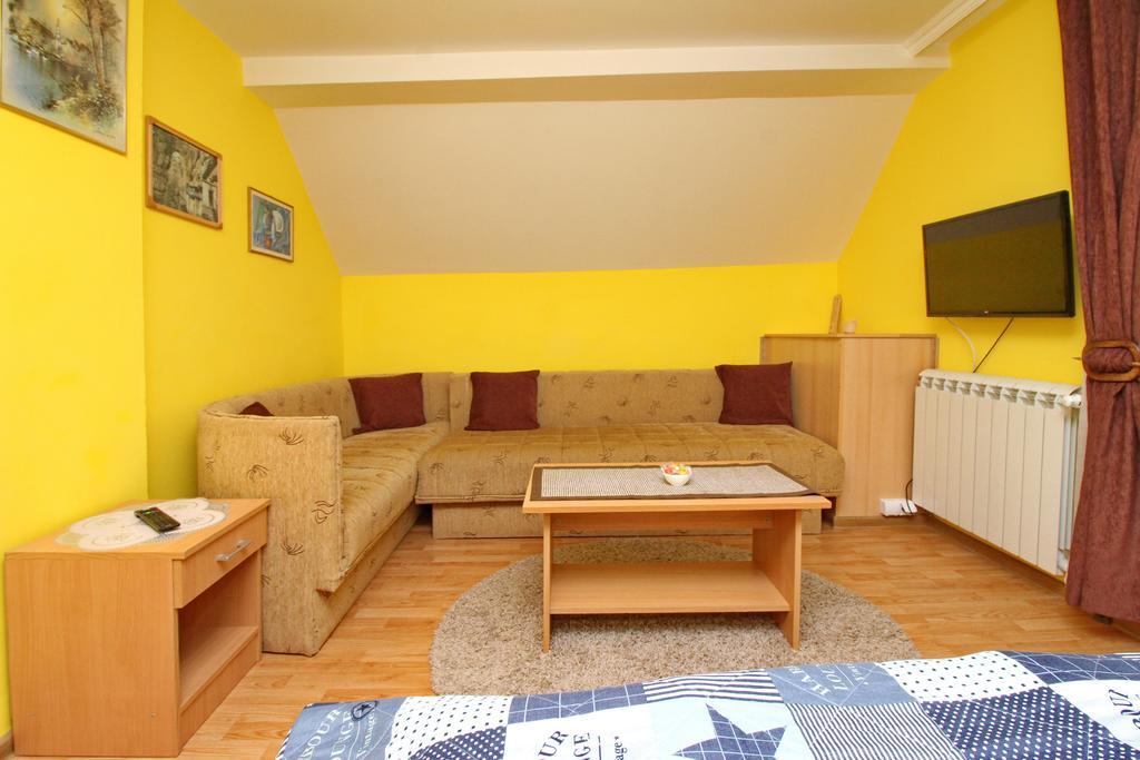 Apartments Junior زلاتيبور المظهر الخارجي الصورة