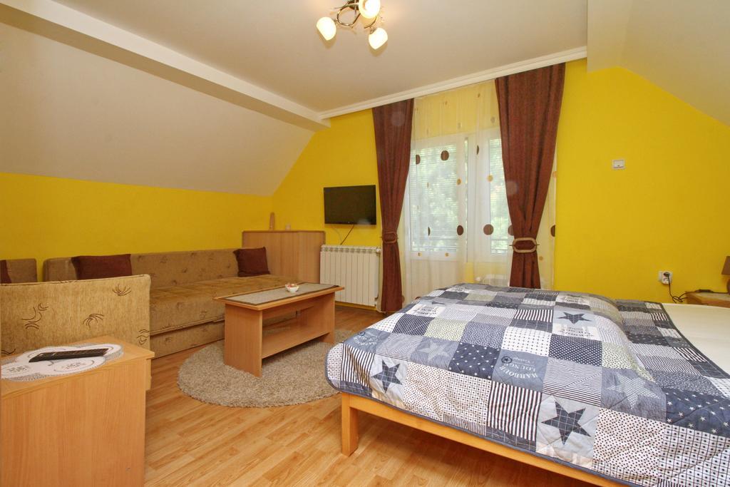 Apartments Junior زلاتيبور المظهر الخارجي الصورة