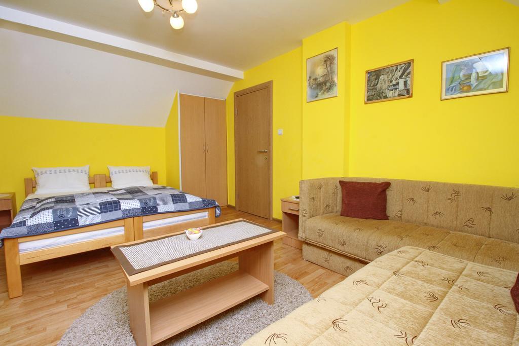 Apartments Junior زلاتيبور المظهر الخارجي الصورة