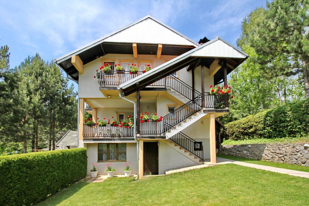 Apartments Junior زلاتيبور المظهر الخارجي الصورة